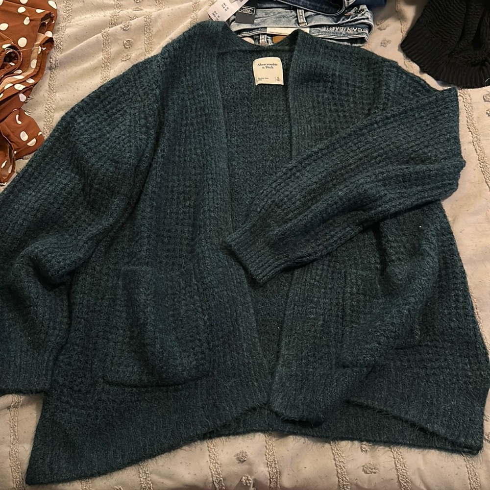 Abercrombie and fitch bubble sleeve cardigan